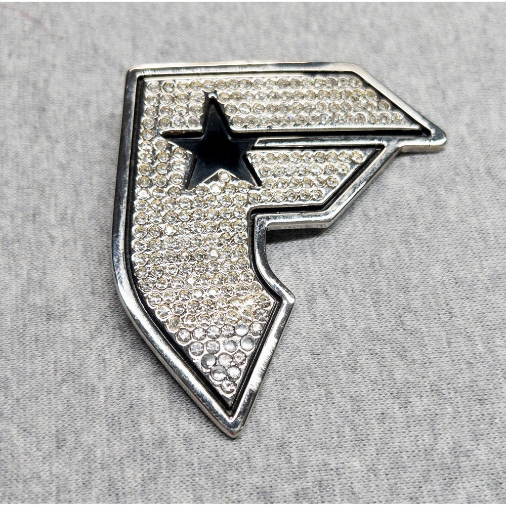 famous‎ stars and straps belt buckle Crystal Silver Toned Belt Buckle 3"x2.25"